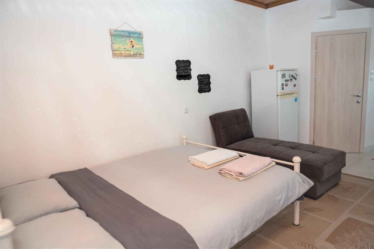 Safe And Cozy Studio In Xanthi! Exterior photo